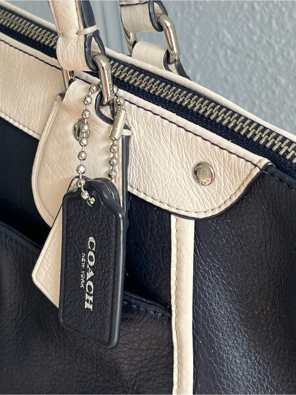 Coach Mickie Spectator Leather Satchel Tote in Chalk/Navy F37679 EUC - Picture 9 of 13